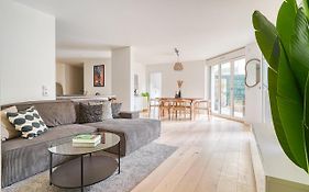 Luxueux Appartement Paris Proche Tour Eiffel Champs Elysees La Defense